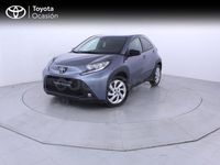 Usado Toyota Aygo X Play 72 CV (52 kW) 2025 Gris / plata SUV