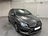 Usado Mercedes B180 AMG line 109 CV (80 kW) 2016 Gris / plata Monovolumen