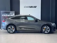 Usado Audi e-tron Sportback S-line plus 300 kW (408 CV) 2023 Gris SUV