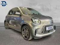 Usado Smart ForFour Electric Drive 60 kW (82 CV) 2021 Gris Utilitario