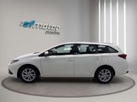 Usado Toyota Auris 131 CV (96 kW) 2019 Blanco Utilitario