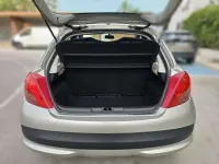Usado Peugeot 207 75 CV (55 kW) 2007 Gris Utilitario