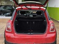 Usado Mini Cooper D 109 CV (80 kW) 2008 Rojo Utilitario
