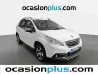 Usado Peugeot 2008 Allure 120 CV (88 kW) 2015 Blanco SUV