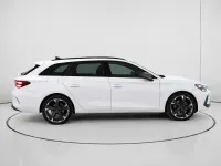 Usado Cupra Leon 150 CV (110 kW) 2025 Blanco Familiar