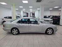 Usado Mercedes E240 Avantgarde 177 CV (130 kW) 2002 Gris / plata Berlina