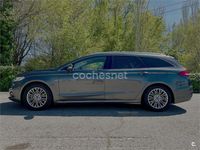 Usado Ford Mondeo Titanium 150 CV (110 kW) 2020 Gris / plata Familiar
