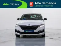 Usado Skoda Scala Ambition 110 CV (80 kW) 2023 Blanco Utilitario