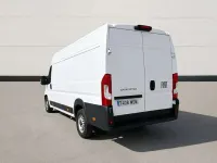 Usado Fiat Ducato 140 CV (102 kW) 2024 Blanco Van