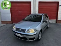 Usado Fiat Punto 60 CV (44 kW) 2007 Plateado Utilitario