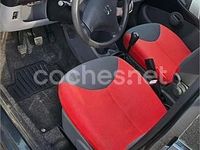 Usado Peugeot 107 Urban Move 54 CV (39 kW) 2008 Gris / plata Utilitario