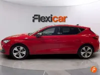 Usado Seat Leon FR 150 CV (110 kW) 2021 Rojo Berlina