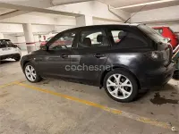 Usado Mazda 3 Sportive 143 CV (105 kW) 2007 Negro Berlina