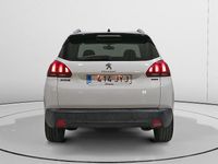 Usado Peugeot 2008 Style 111 CV (81 kW) 2017 Verde SUV