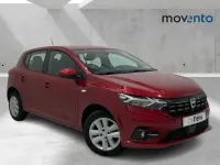 Usado Dacia Sandero Comfort 91 CV (66 kW) 2022 Rojo Berlina