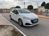 Usado Peugeot 208 Active 75 CV (55 kW) 2018 Blanco Utilitario