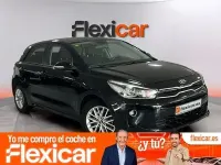 Usado Kia Rio 100 CV (73 kW) 2018 Negro