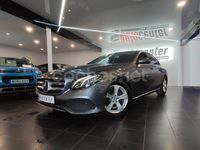 Usado Mercedes E200 Avantgarde 136 CV (100 kW) 2016 Gris / plata Berlina