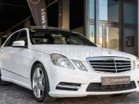 Usado Mercedes E220 Avantgarde 170 CV (125 kW) 2012 Blanco Familiar