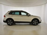 Usado VW Tiguan Life 150 CV (110 kW) 2024 Gris/plata SUV