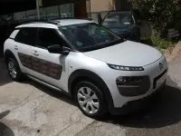 Usado Citroën C4 Cactus Feel 110 CV (80 kW) 2017 Blanco Utilitario