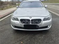 Usado BMW 520 Gran Turismo Comfort Edition 184 CV (135 kW) 2011 Gris / plata Coupe