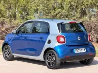 Usado Smart ForFour 90 CV (66 kW) 2018 Azul Utilitario