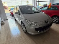 Usado Peugeot 307 90 CV (66 kW) 2007 Gris / plata Berlina
