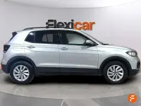 Usado VW T-Cross Advance 110 CV (80 kW) 2022 Gris SUV