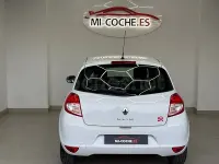 Usado Renault Clio Exception 85 CV (62 kW) 2010 Blanco Familiar