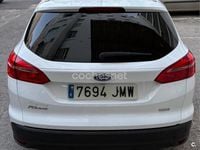 Usado Ford Focus Trend 125 CV (91 kW) 2016 Blanco Familiar