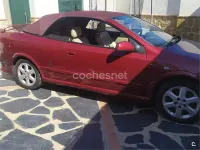 Usado Opel Astra 147 CV (108 kW) 2002 Granate Descapotable