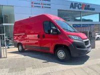Usado Peugeot Boxer 109 CV (80 kW) 2019 Rojo Van