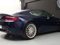 Usado Aston Martin V8 Vantage 420 CV (308 kW) 2010 Azul Coupe