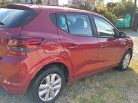 Occasion Dacia Sandero Expression 101 ch (74 kW) 2022 Rouge Berline