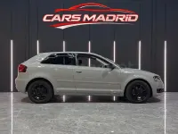 Usado Audi A3 Attraction 105 CV (77 kW) 2011 Gris / plata Utilitario
