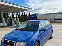 Usado Skoda Fabia Comfort 64 CV (47 kW) 2001 Azul Berlina