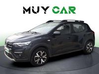 Usado Dacia Sandero Comfort 91 CV (66 kW) 2021 Gris Utilitario