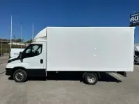 Usado Iveco Daily 156 CV (114 kW) 2023 Blanco Berlina