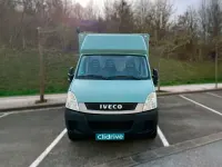 Usado Iveco Daily 205 CV (150 kW) 2011 Verde SUV