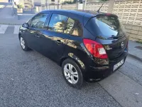 Usado Opel Corsa Selective 86 CV (63 kW) 2012 Negro Utilitario