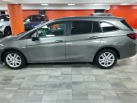 Usado Opel Astra Business 110 CV (80 kW) 2017 Gris Familiar