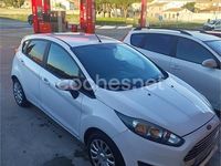Usado Ford Fiesta Trend 100 CV (73 kW) 2014 Blanco Utilitario