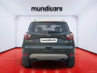 Usado Ford Kuga Trend+ 120 CV (88 kW) 2018 Gris SUV
