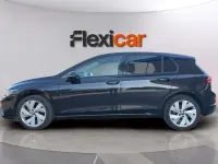Usado VW Golf VIII 116 CV (85 kW) 2025 Negro Berlina