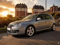 Usado VW Golf IV GTI 200 CV (147 kW) 2005 Gris / plata Berlina