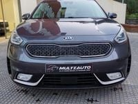 Usado Kia Niro 141 CV (103 kW) 2021 Gris / plata SUV
