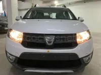 Usado Dacia Sandero Stepway 90 CV (66 kW) 2016 Blanco Berlina