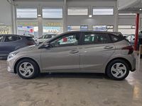 Usado Hyundai i20 100 CV (73 kW) 2023 Beige Utilitario