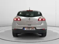 Usado Renault Mégane Dynamique 110 CV (80 kW) 2009 Gris / plata Berlina